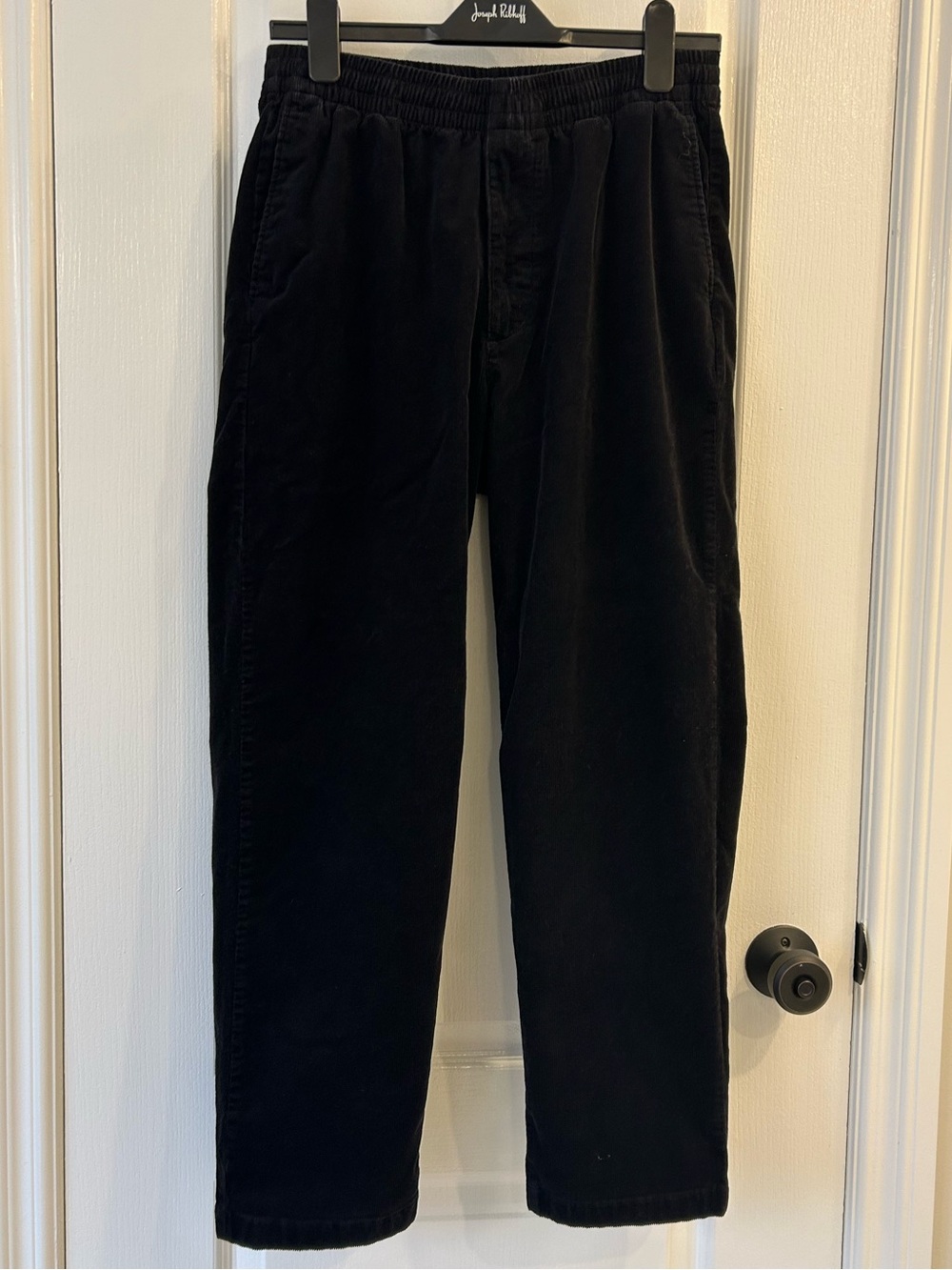 Uniqlo Men’s Black Corduroy Easy Pants, M (Waist 30-33")